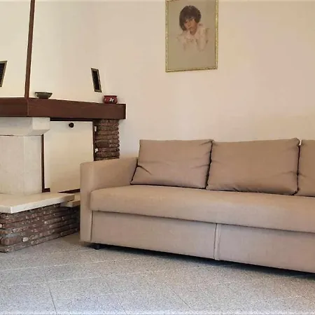 Apartment L20 Grazioso Bilocale Con Giardino *