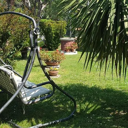 L20 Grazioso Bilocale Con Giardino * Numana