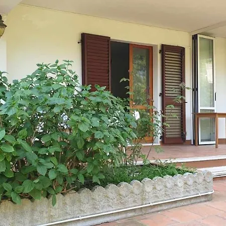 Apartment L20 Grazioso Bilocale Con Giardino Numana